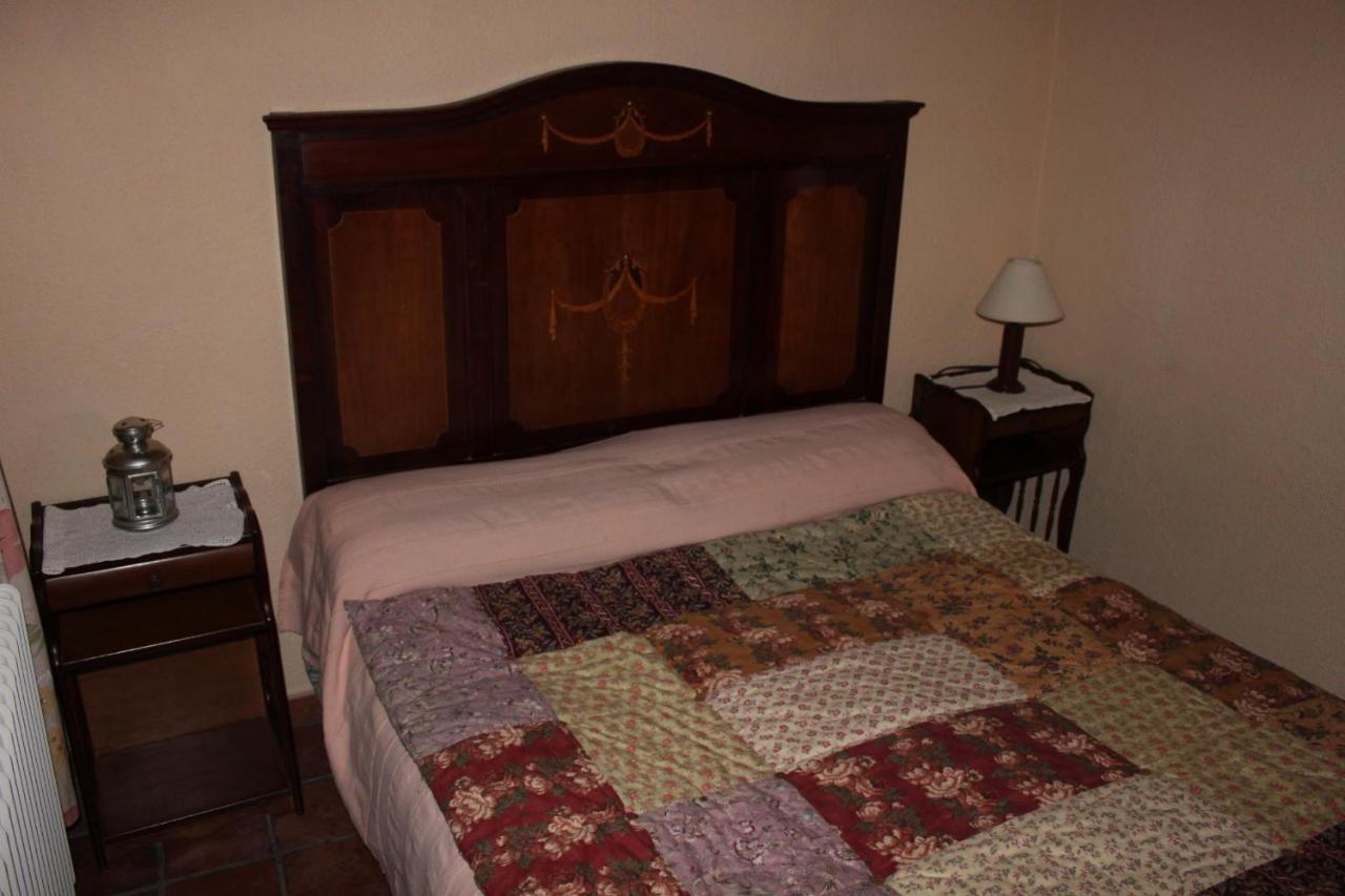 Bed And Breakfast Casanova De Sant Miquel Aiguafreda 部屋 写真